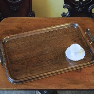 VASSOIO IN ROVERE EDOARDIANO