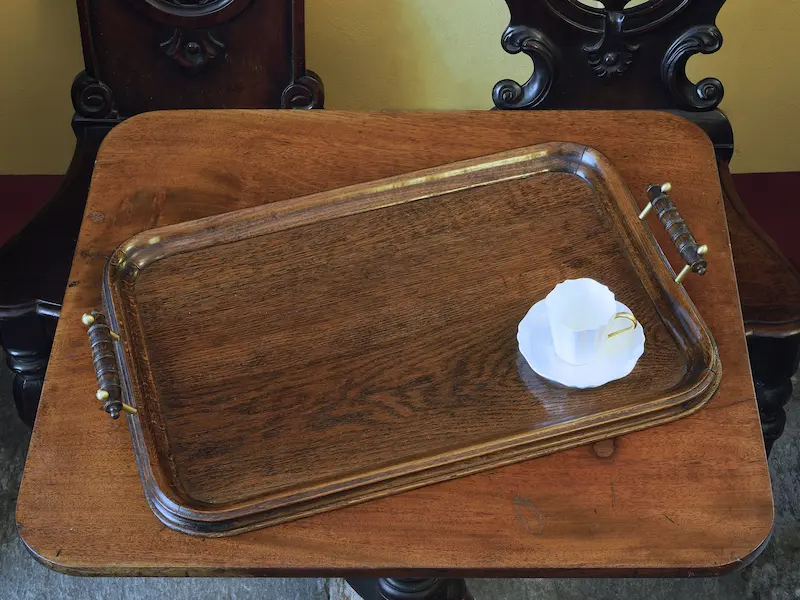 VASSOIO IN ROVERE EDOARDIANO