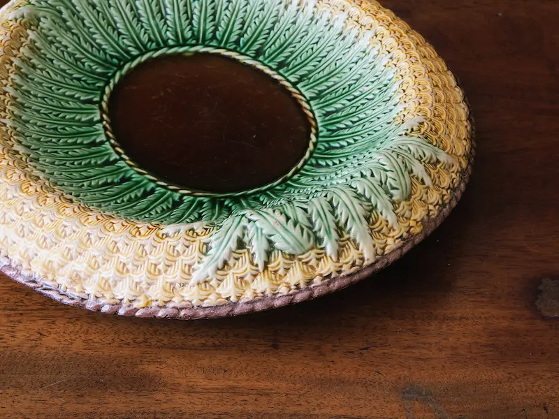 PIATTO DA PANE IN MAIOLICA