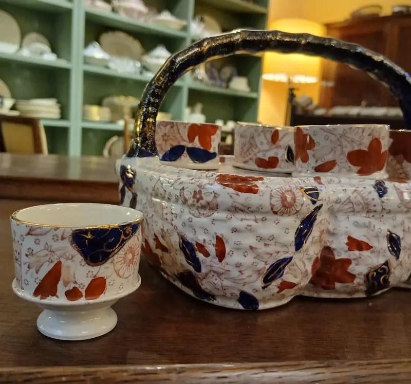 CESTINO IN CERAMICA PORTAUOVA VITTORIANO