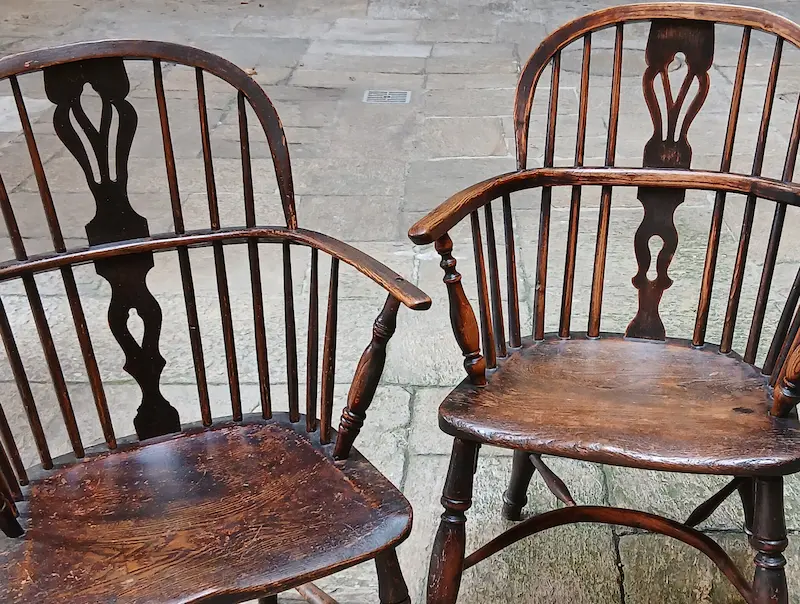 COPPIA DI SEDIE WINDSOR